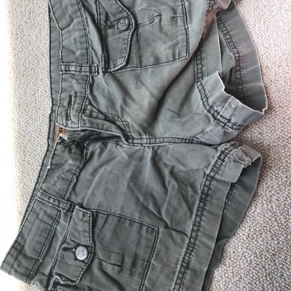 Great condition Green shorts
